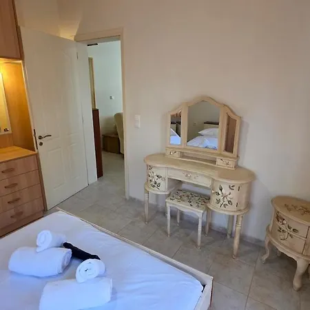 Seaside Serenity Haven Apartment